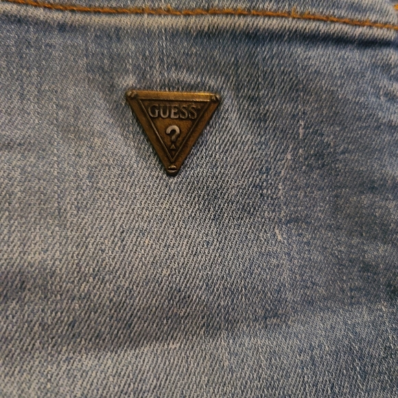 Guess Jeans - Picture 4 of 7